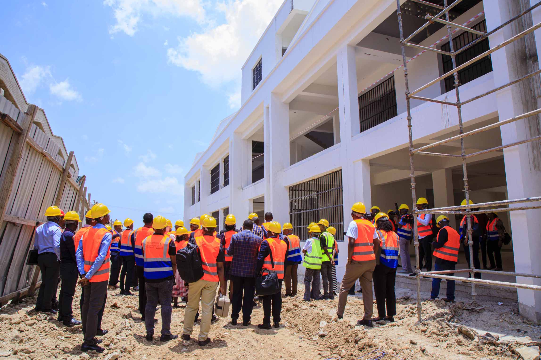 UDSM Showcases HEET Progress to Tanzania Editors Forum